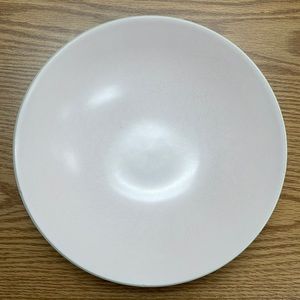 SASAKI matte pink ceramic bowl